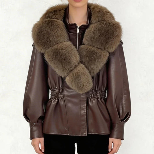 Chaqueta Agnes de piel sintética con detalle de pelo
