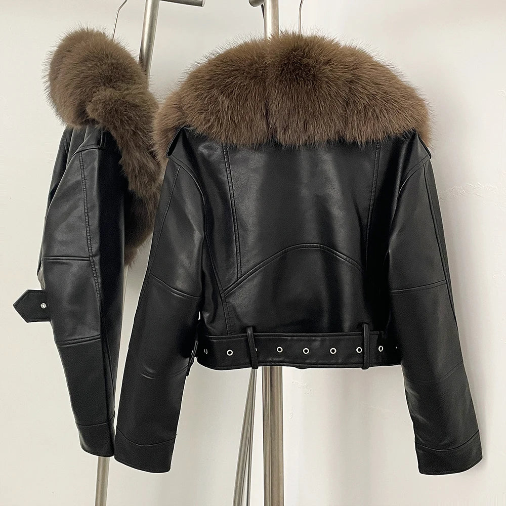 Chaqueta Alessia de piel sintética con detalle de pelo