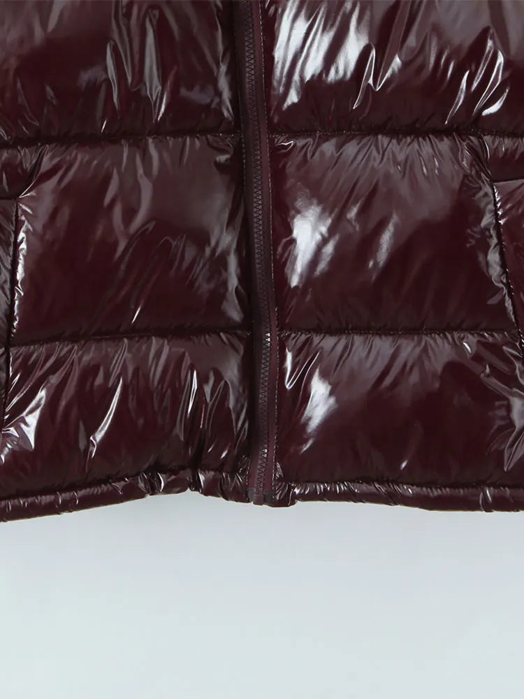 Parka Virelle con capucha y acabado brillante
