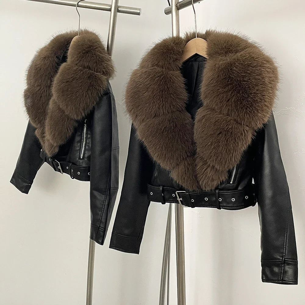 Chaqueta Alessia de piel sintética con detalle de pelo